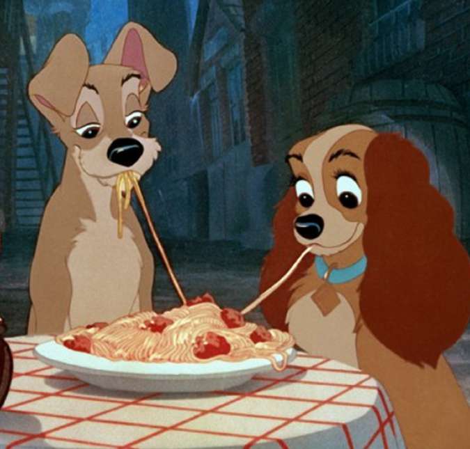 A Dama e o Vagabundo é um romance entre um cãozinho de rua e uma cachorra de família rica.