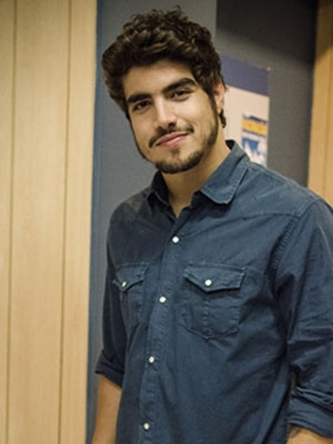 Caio Castro cobra R$ 50 mil para ir a eventos, diz jornal