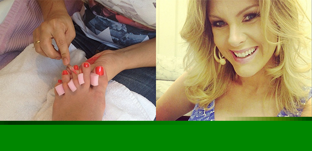 Ana Hickmann faz brincadeira com o inchaço de seus pés, veja aqui!