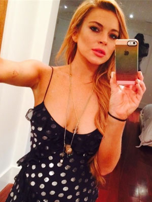 Linday Lohan estaria escrevendo autobiografia, revela site