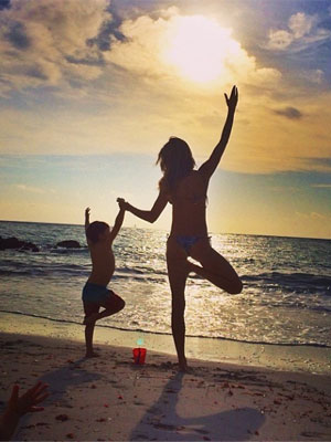 Após passar por São Paulo, Gisele Bündchen se diverte com o filho em Miami