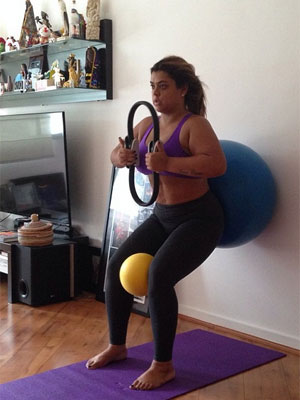 Preta Gil mostra exercício de pilates no <i>Instagram</i>
