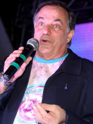 Ione Borges substitui Ronnie Von no <i>Todo Seu</i>, entenda!