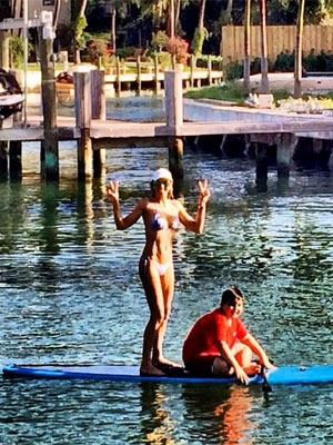 Ticiane Pinheiro pratica <i>Stand Up Paddle</i> em Miami