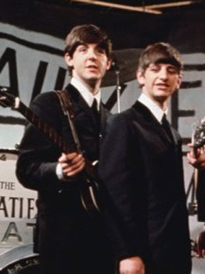 Paul Mcartney e Ringo Starr voltam a se apresentar juntos no <i>Grammy</i>