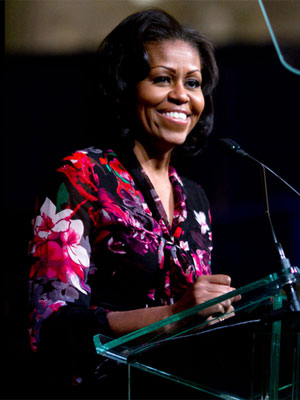- <i>Aprendi a nunca dizer nunca</i>, diz Michelle Obama sobre cirurgias plásticas