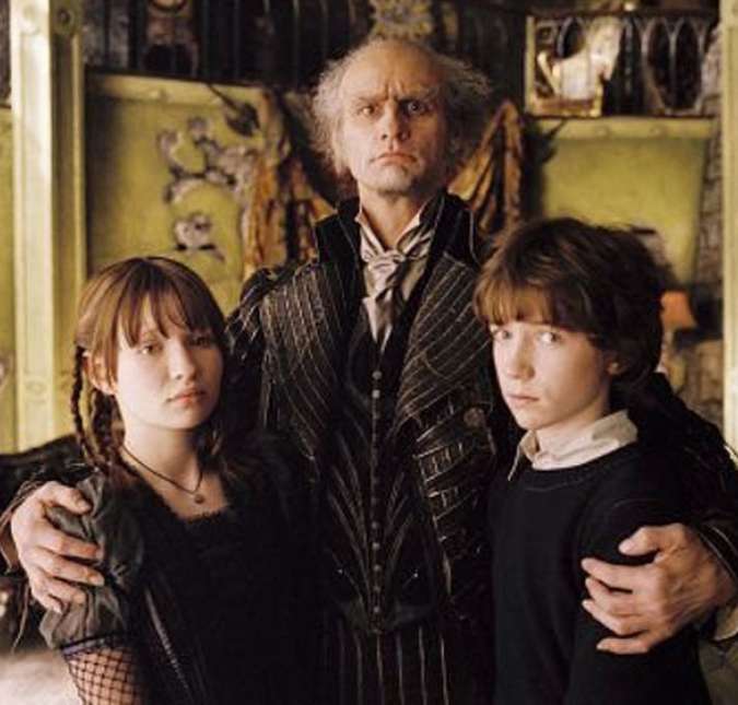 Em Desventuras Em Série, ele viveu o maléfico Conde Olaf e pode atuar pela primeira vez ao lado de Meryl Streep. Em Desventuras Em Série, ele viveu o maléfico Conde Olaf e pode atuar pela primeira vez ao lado de Meryl Streep.