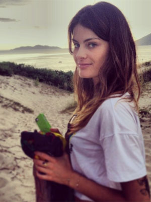 Isabelli Fontana é clicada por Di Ferrero e ganha elogio