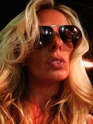 Adriane Galisteu não comenta ida para o <i>Hoje em Dia</i> na <i>Record</i>