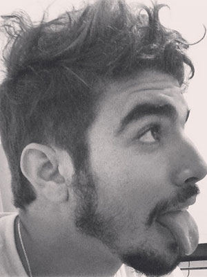 <i>Falem o que falem, achem o que achem</i>, escreve Caio Castro após críticas
