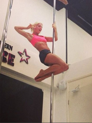 Veja Giovanna Ewbank em aula de <i>pole dance</i>