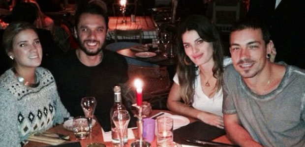 Isabeli Fontana e Di Ferrero jantam a luz de velas em Londres