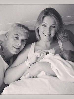 Ana Hickmann fala sobre suas primeiras experiências como mãe