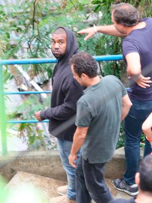 Kanye West planeja investir em comunidade no Brasil