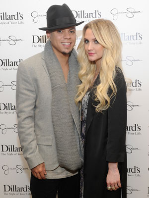 Evan Ross quer se casar com Ashlee Simpson o mais rápido possível