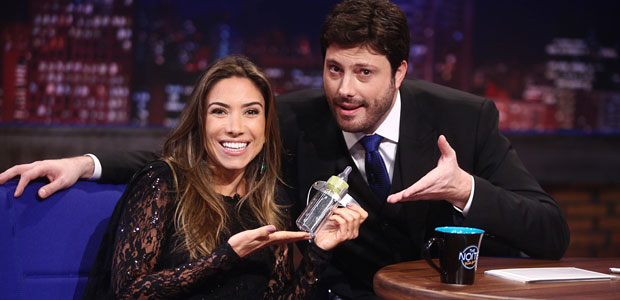 Patrícia Abravanel ganha presente para o filho no <i>The Noite</i>