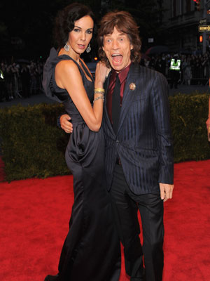 Assessor de Mick Jagger afirma que ele e estilista ainda estavam namorando