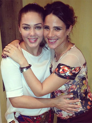 Grávida, Wanessa Camargo visita Tânia Mara