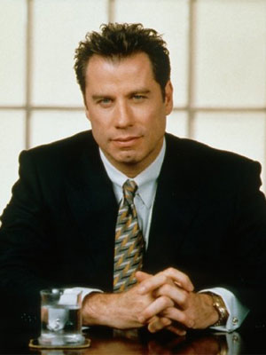 John Travolta manda flores com pedido de desculpas à cantora após gafe no <i>Oscar</i>