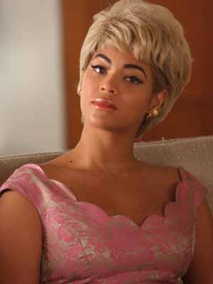 Maquiadora de Beyoncé ensina como fazer maquiagem natural