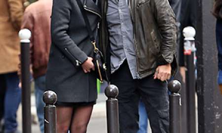 Adèle Exarchopoulos, incognito à Paris avec Sean Penn - Elle