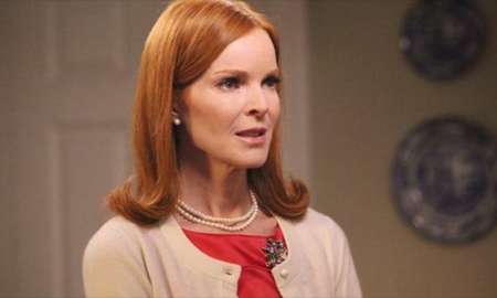 Aprenda a ser uma dona de casa perfeita com a Bree de <i>Desperate Housewives</i>