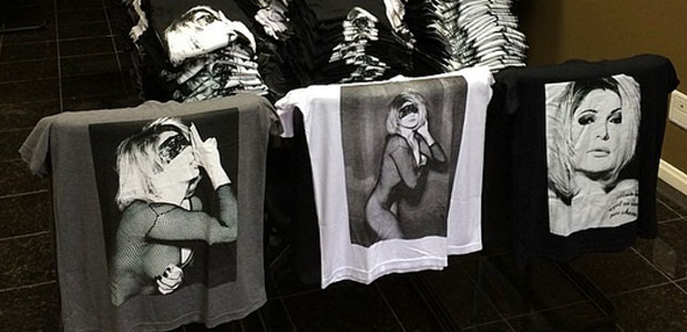 Fotos sensuais de Antonia Fontenelle estampam linha de camisetas