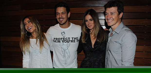 Sabrina Sato faz festa surpresa para o namorado