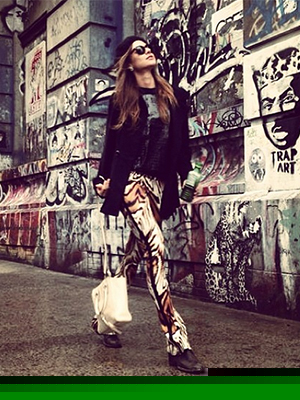 Estilosa, Thaila Ayala passeia por Nova York