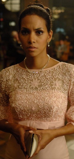 Halle Berry conta que sua filha acha que ela é uma princesa de verdade