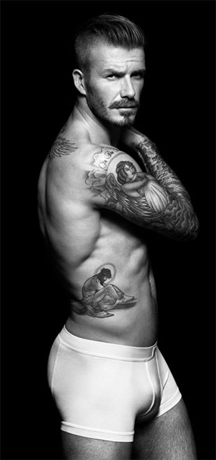 Danny DeVito elogia <i>derrière</i> de David Beckham