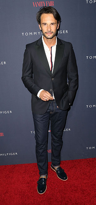 Rodrigo Santoro vai a evento da <i>Tommy Hilfiger</i>