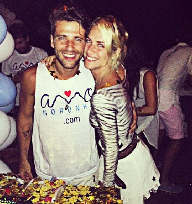 Giovanna Ewbank faz declaração para Bruno Gagliasso no dia de seu aniversário