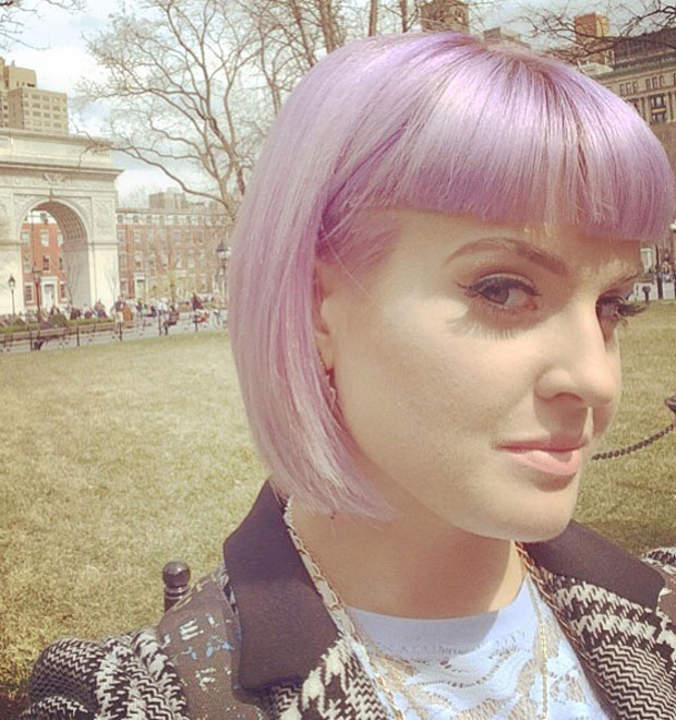 - <i>Por favor, cresça</i>, diz Kelly Osbourne a Paris Hilton