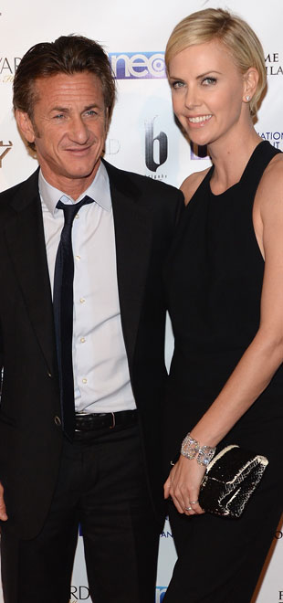 Sean Penn e Charlize Theron não estão noivos, mas podem ficar em breve