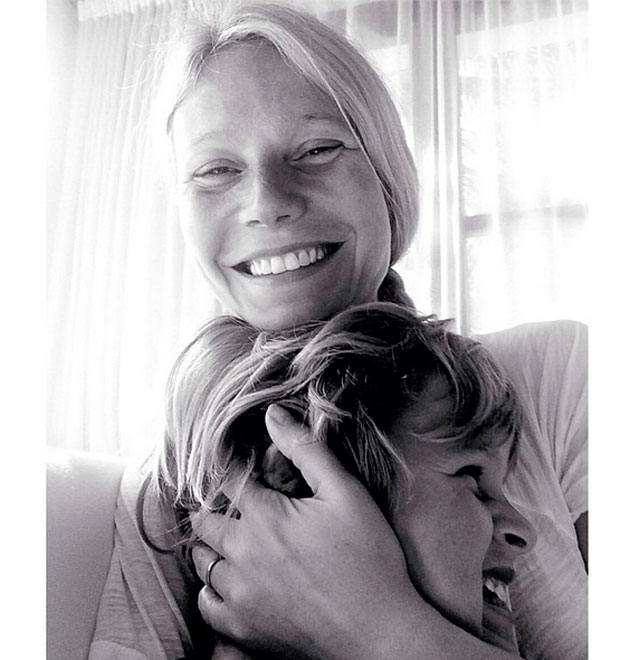 Sem Chris Martin, Gwyneth Paltrow comemora aniversário do filho em festa no quintal