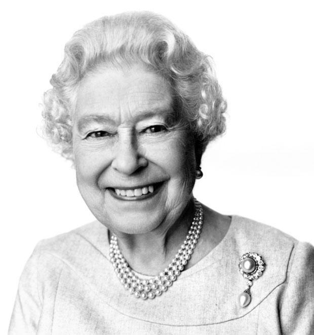 Rainha Elizabeth II tem retrato divulgado em comemoração aos seus 88 anos