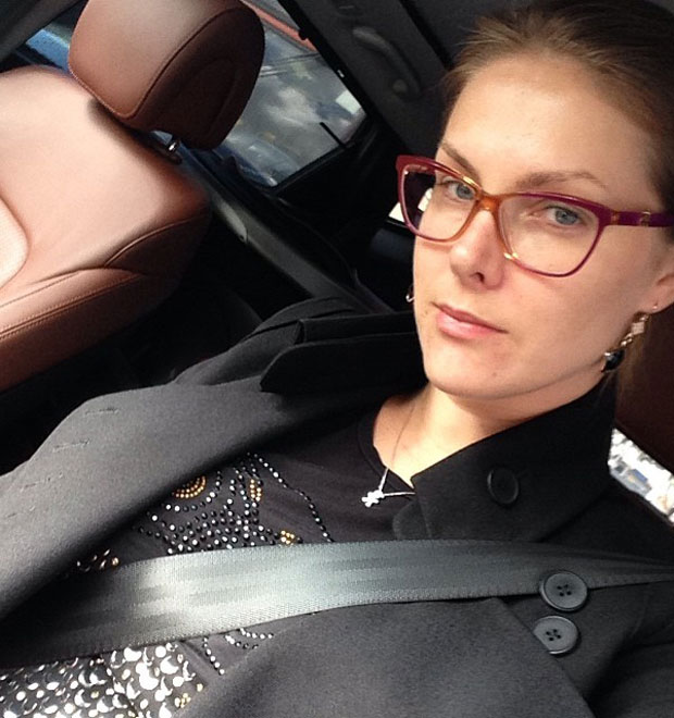 Ana Hickmann volta ao trabalho após nascimento do filho