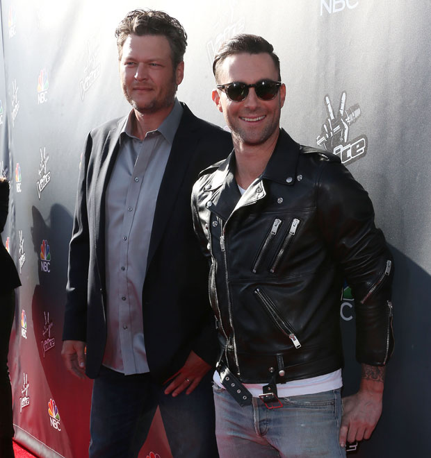 Blake Shelton divulga o número do celular de Adam Levine em rede social. Entenda!