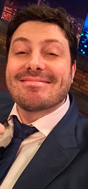 Danilo Gentili deve ganhar série política a ser exibida no <i>SBT</i>