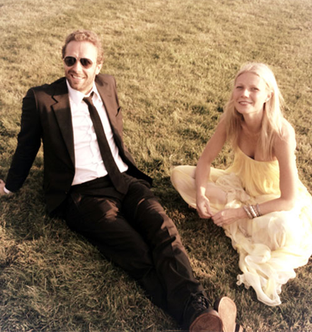Mesmo separados, Gwyneth Paltrow e Chris Martin jantam juntos