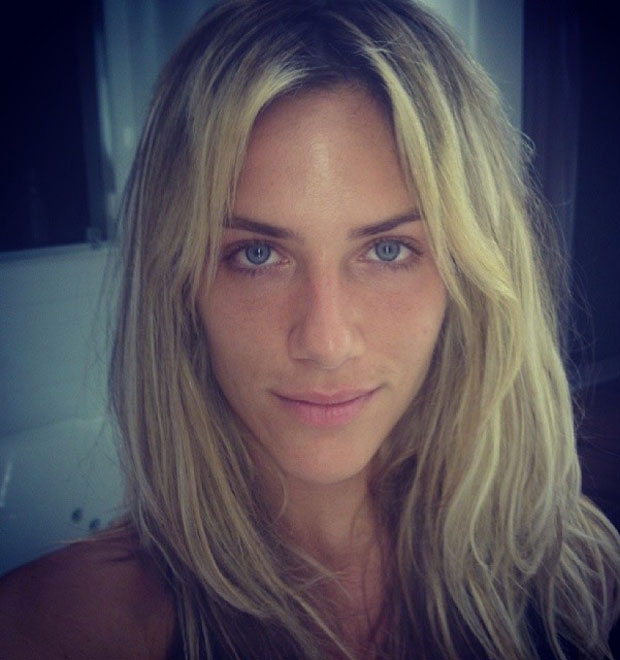Giovanna Ewbank posta foto sem maquiagem