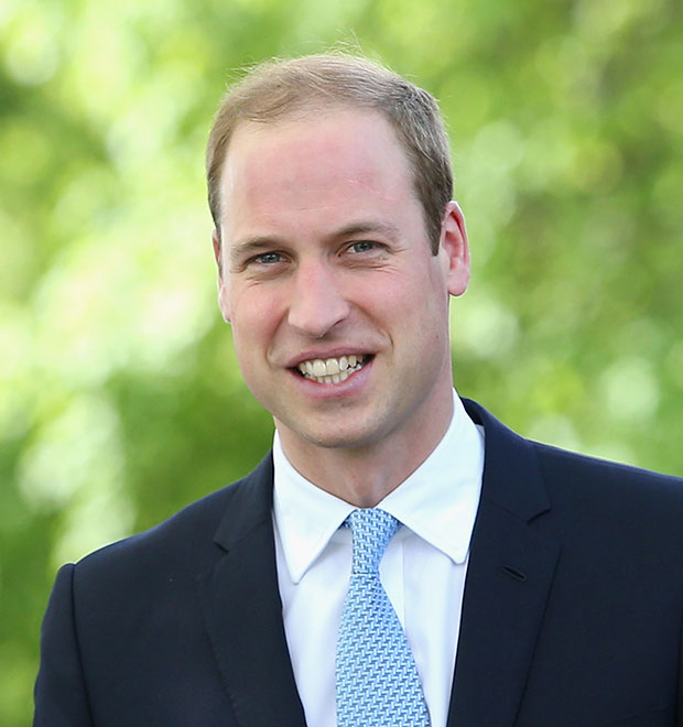 Príncipe William usa banheiro público após visita à museu