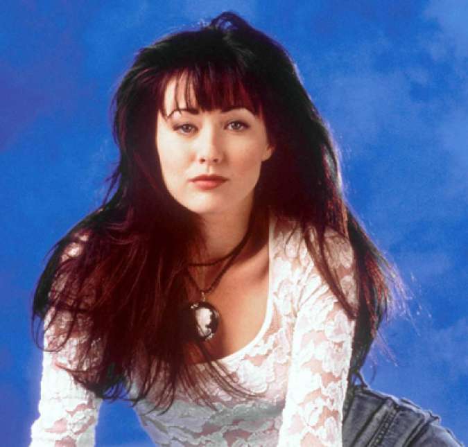 Shannen Doherty, estrela de Charmed e Barrados no Baile, tinha apenas 22 aninhos quando conheceu Ashley Hamilton. O rapaz era ainda mais jovem: 19 anos! Após duas semanas de namoro, o casamento dos sonhos de ambos aconteceu. Cinco meses depois, Ashley acusava Shannen de ameaçá-lo com uma arma e a união chegava ao fim. E o pior, nenhum deles aprendeu a lição: Ashley passou três meses casado com Angie Everhart, e a eterna Brenda conseguiu passar oito meses como esposa de Rick Salomon.