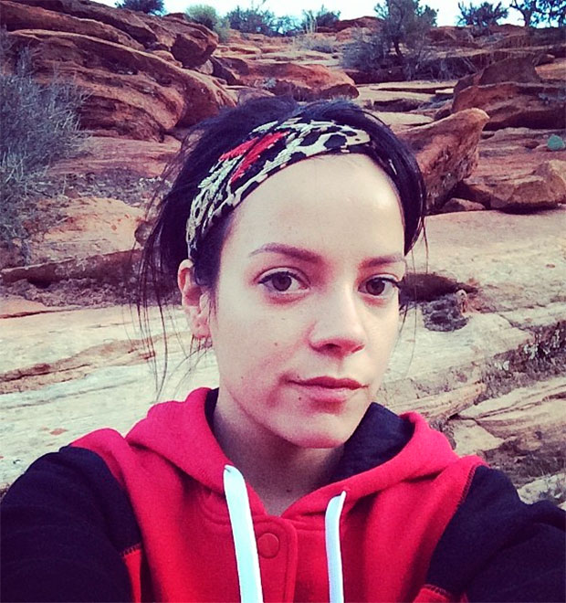 Lily Allen nega que foi <i>colocada de castigo</i> por marido