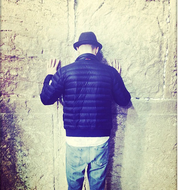 Justin Timberlake posta foto em Jerusalém e irrita fãs