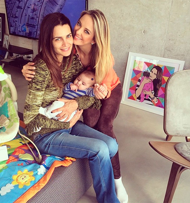 Ticiane Pinheiro tieta Fernanda Motta e filha