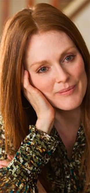 Julianne Moore diz que ganhou pontos com seus filhos após atuar com astros <i>teens</i>