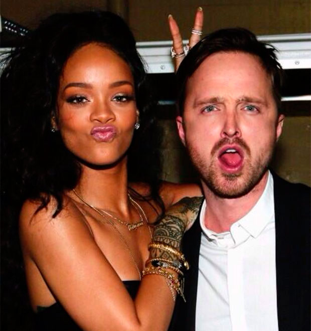 Rihanna tieta Aaron Paul, veja!