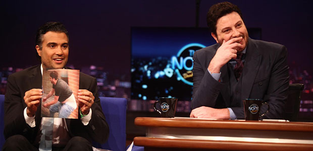 Ator de <i>A Feia Mais Bela</i>, Jaime Camil, é entrevistado por Danilo Gentili